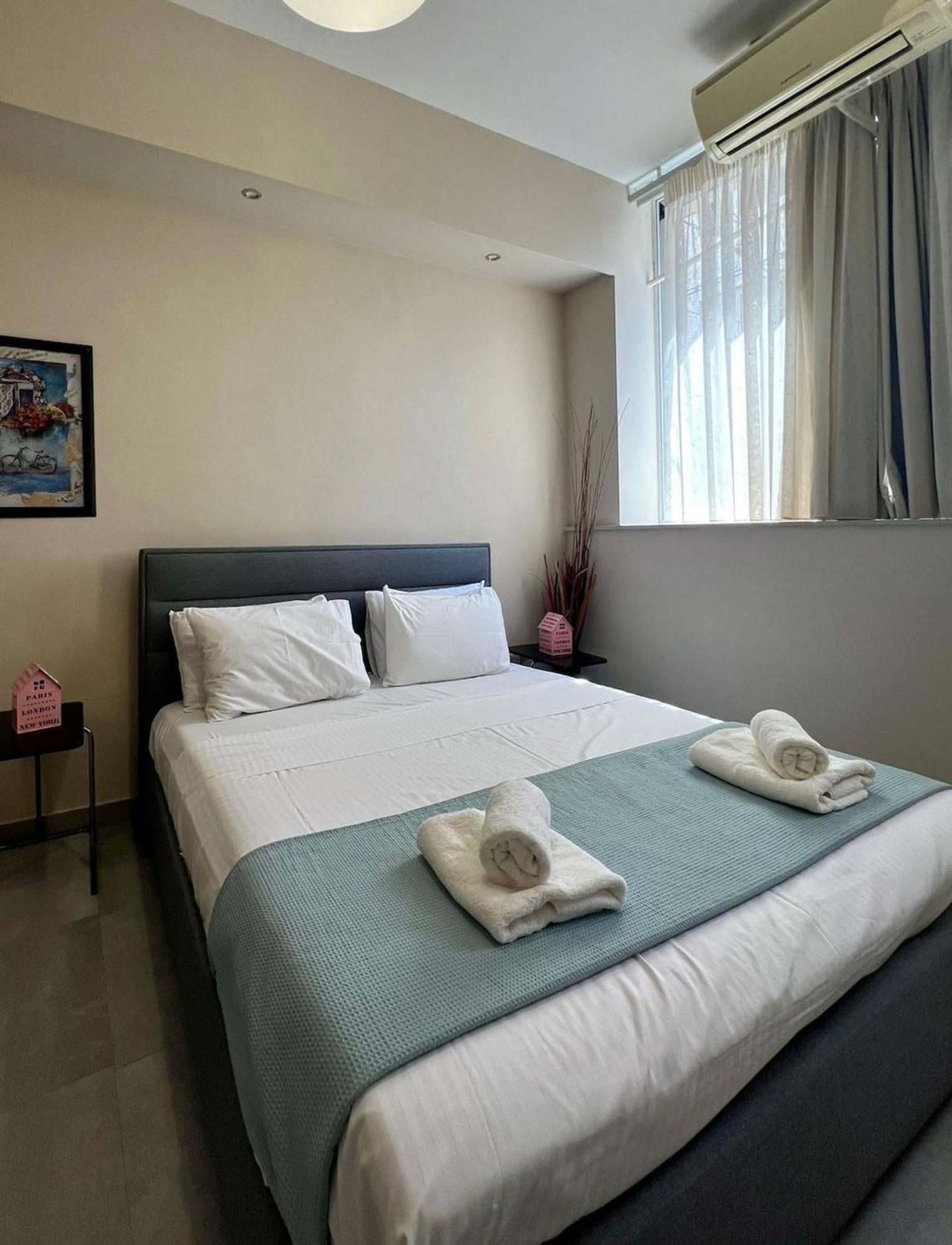 Superhost Hub #103 Plaka - Monastiraki Apartment Athens Luaran gambar